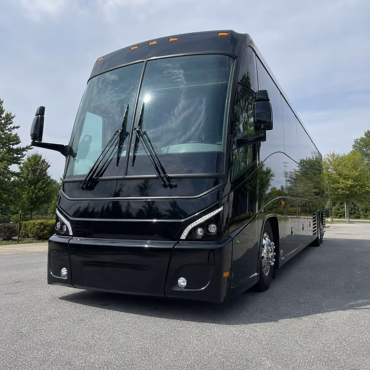 long distance charter bus trips from council bluffs to kansas city omaha and beyond