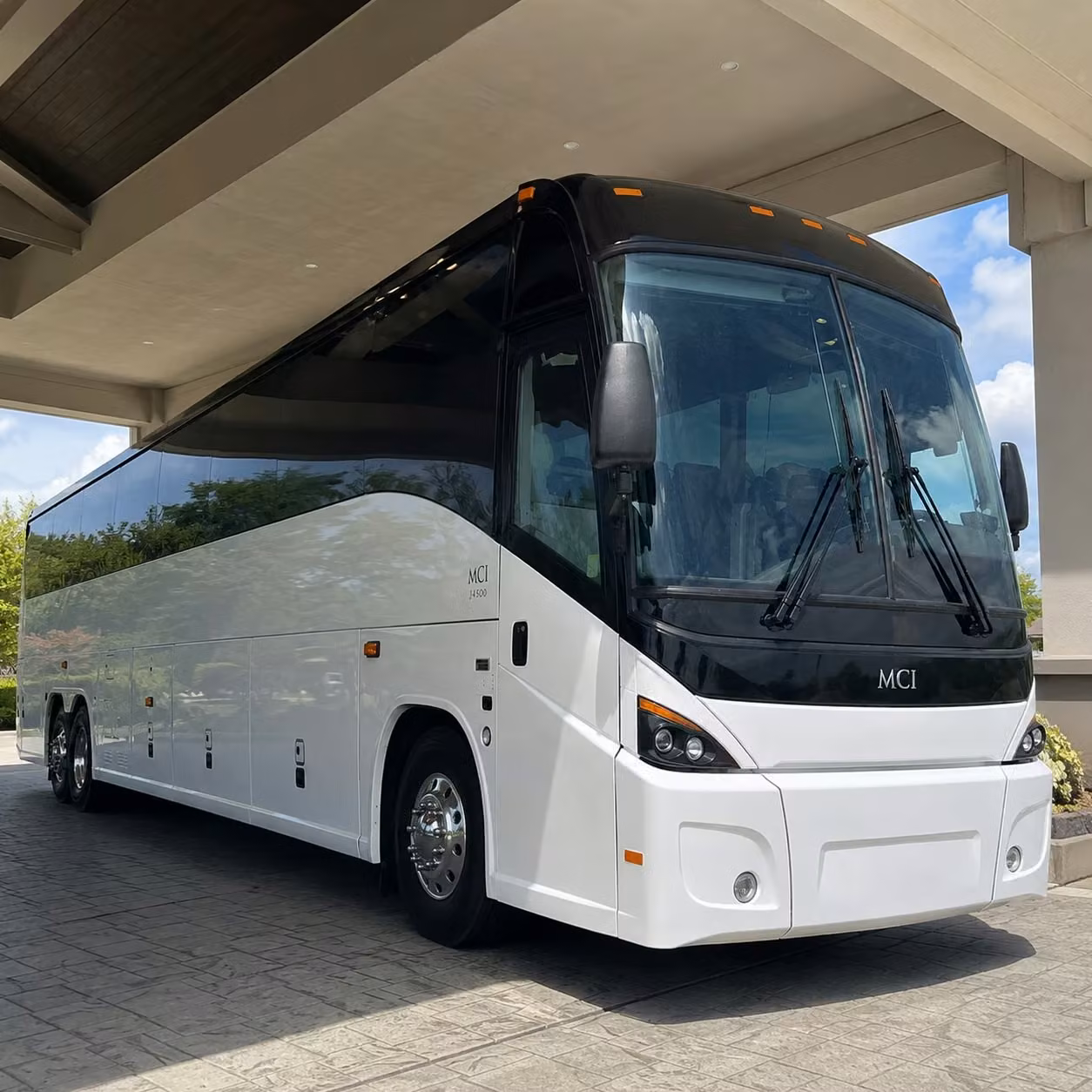 reliable charter bus transportation for offutt afb and council bluffs military operations