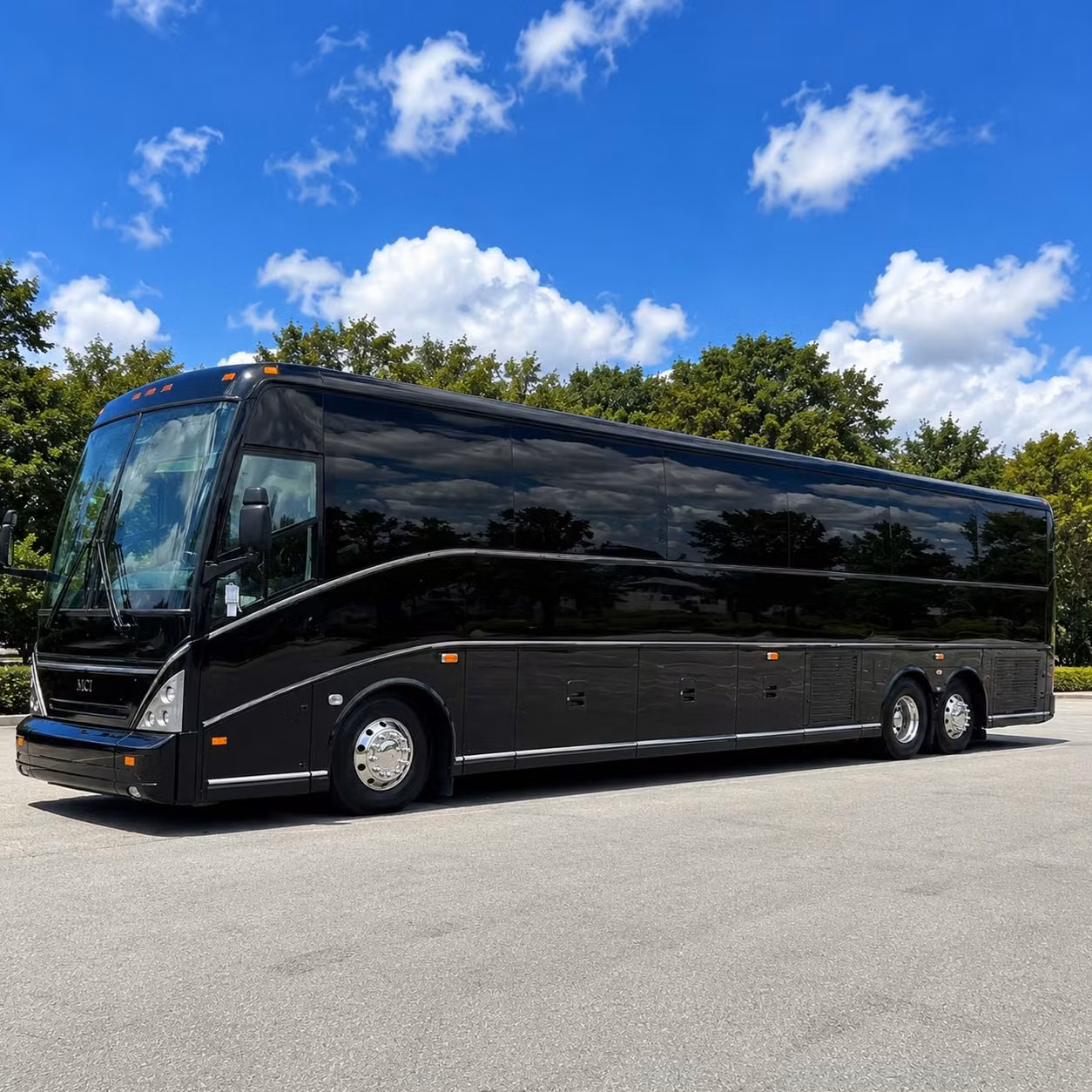 wedding shuttle bus rentals for council bluffs and omaha metro venues